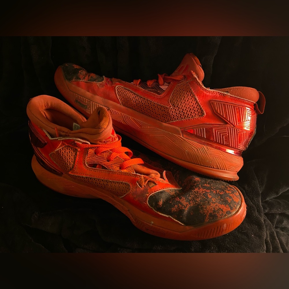 Men’s Adidas Bounce Shoes